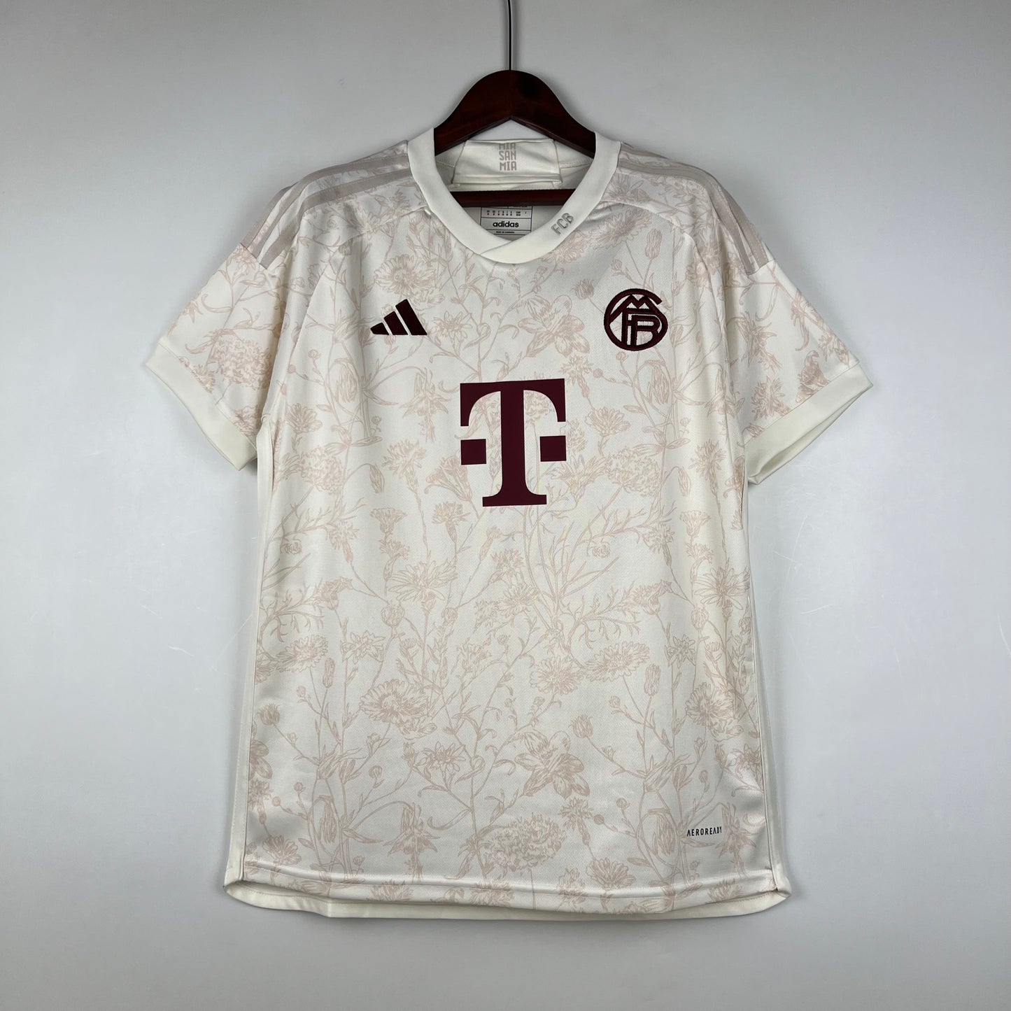 23/24 Bayern Munich third away