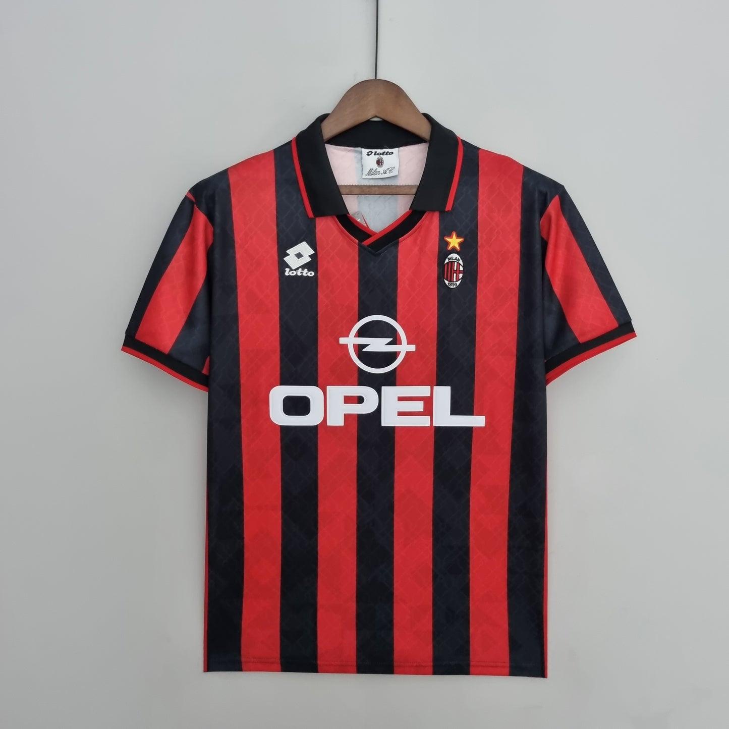 Retro 95/96AC Milan home