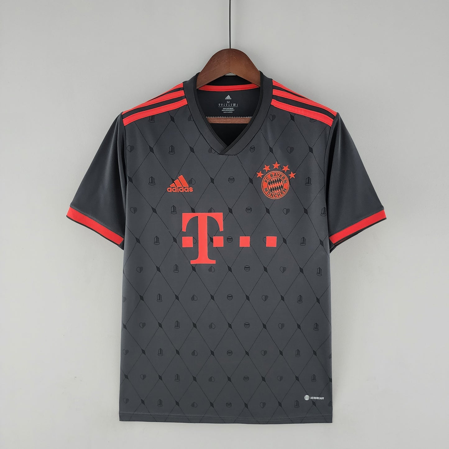 22/23 Bayern Munich third away