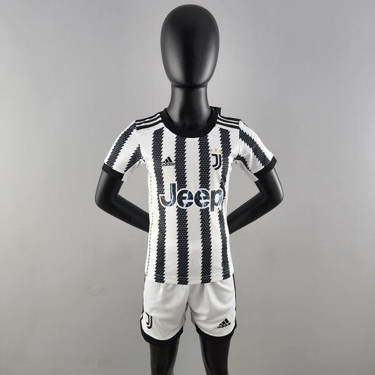 22/23 Juventus kids home