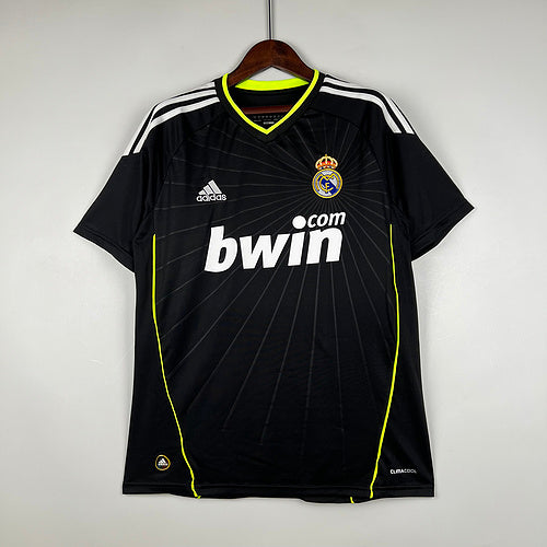 Retro Real Madrid 10/11 Away