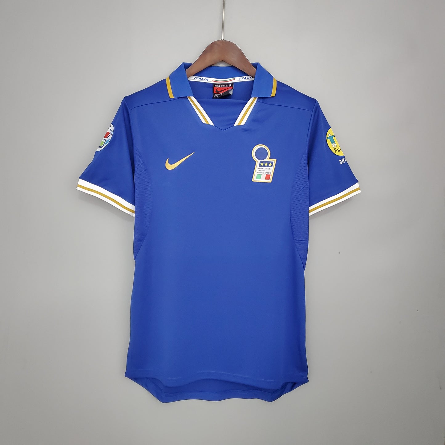 Retro Italy 1996 home