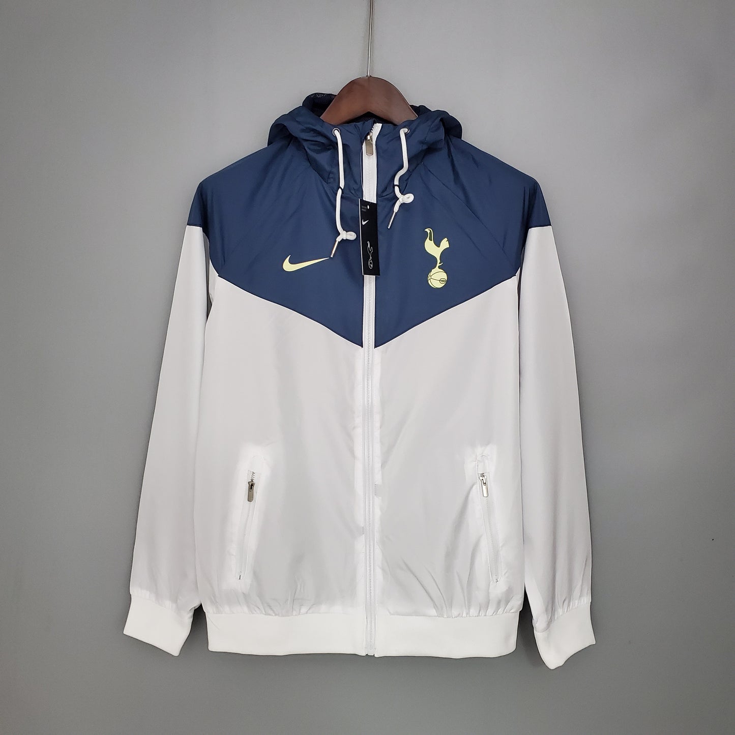 21/22 Windbreaker Tottenham Blue and White