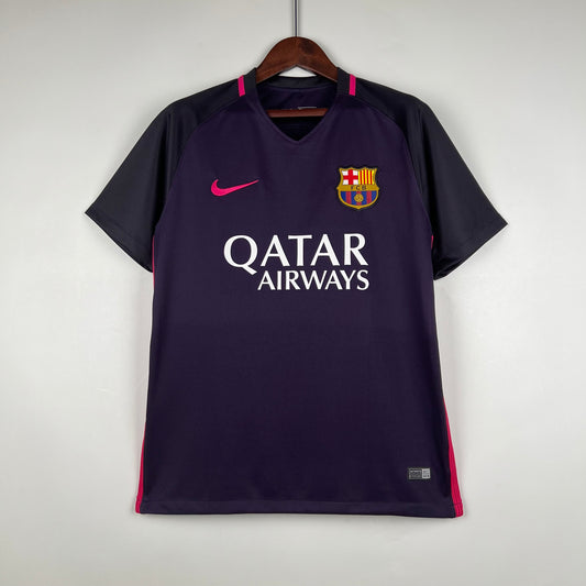 Retro Barcelona 16/17 Away