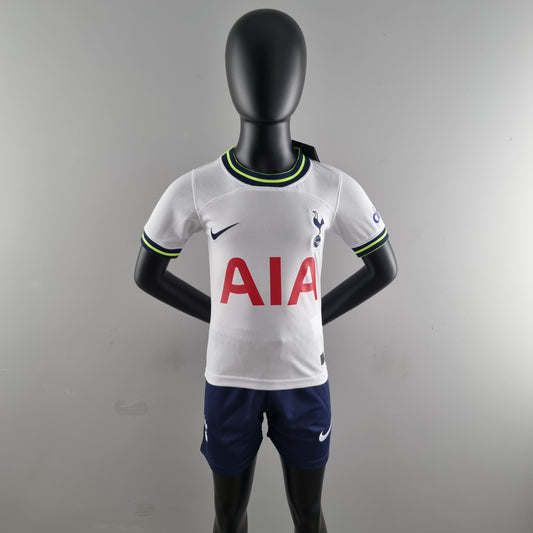 22/23 kids kit Tottenham home