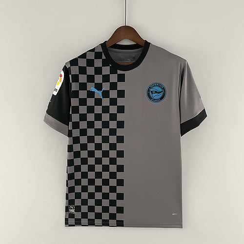 22/23 Alaves third away